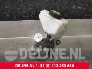 Volvo XC90 Master cylinder O228410 photo 2