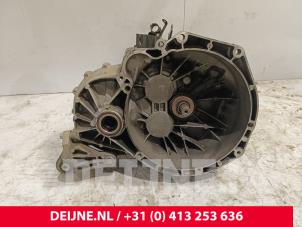 Gebruikte Versnellingsbak Volvo V60 I (FW/GW) 1.6 DRIVe Prijs € 450,00 Margeregeling aangeboden door van Deijne Onderdelen Uden B.V.