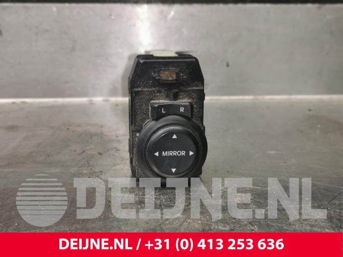 Hyundai H300 Spiegel Schakelaar O228421