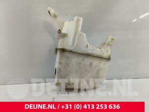 Volvo V60 Scheibensprühertank vorne O228465 foto 3