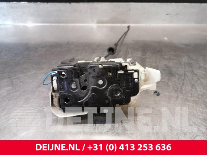 Volkswagen Transporter Deurslot Mechaniek 2Deurs rechts O228584