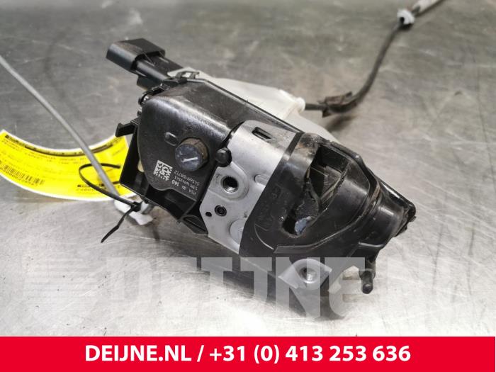 Peugeot Expert Door lock mechanism 2-door, right O228587