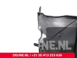 Volvo V60 Stoßstange Bodenplatte O9990002307 foto 4