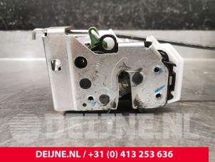 Fiat Doblo Türschlossmechanik 2-türig links O228634 foto 3