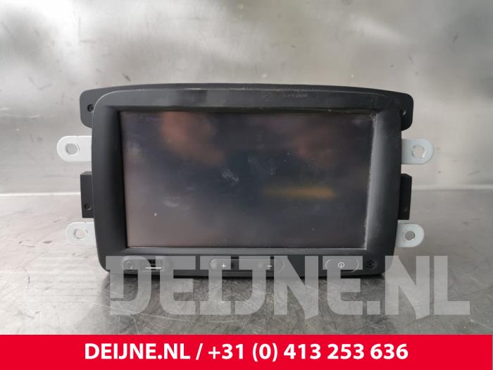 Opel Vivaro Display Multi Media regelunit O228724