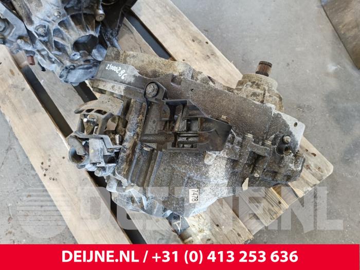 Volkswagen Transporter Getriebe O228769