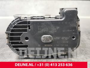 Porsche 911 Gasklephuis O228857 foto 3