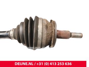 Volkswagen Transporter Antriebswelle links vorne O228885 foto 3