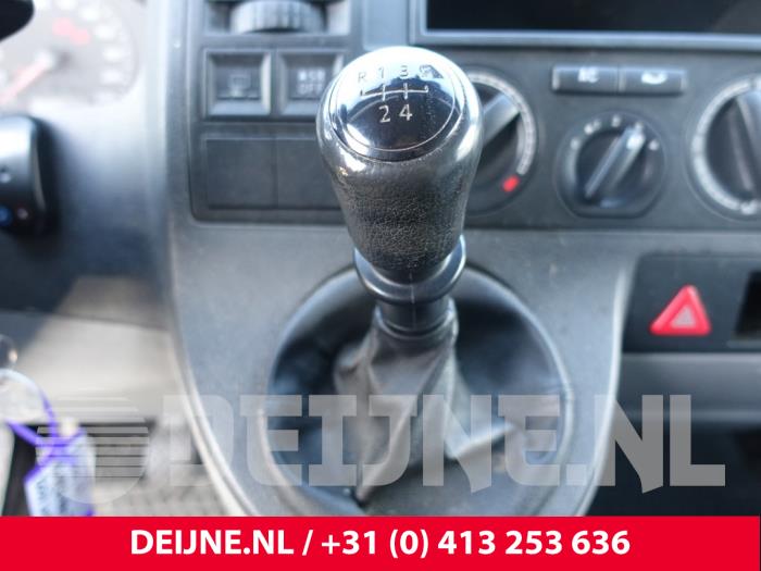 Gebruikte Pook Volkswagen Transporter T5 1.9 TDi Prijs € 90,75 Inclusief btw aangeboden door van Deijne Onderdelen Uden B.V.