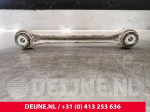 Porsche 911 Draagarm onder rechts-achter O228953 foto 2