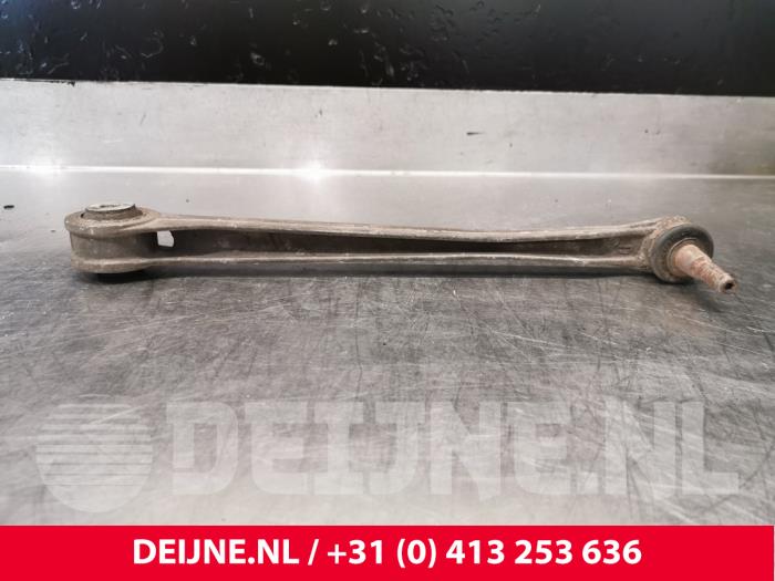 Porsche 911 Querlenker unten rechts hinten O228955