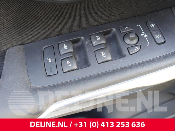 Volvo V40 Elektrisch Raam Schakelaar O229126