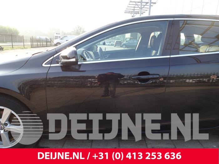 Volvo V40 Portier 4Deurs links-voor O229135