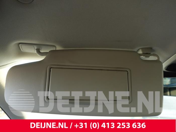 Volvo V40 Zonneklep O229158