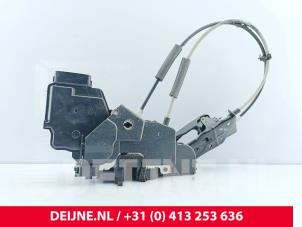 Hyundai H300 Deurslot Mechaniek 2Deurs rechts O229268 foto 2
