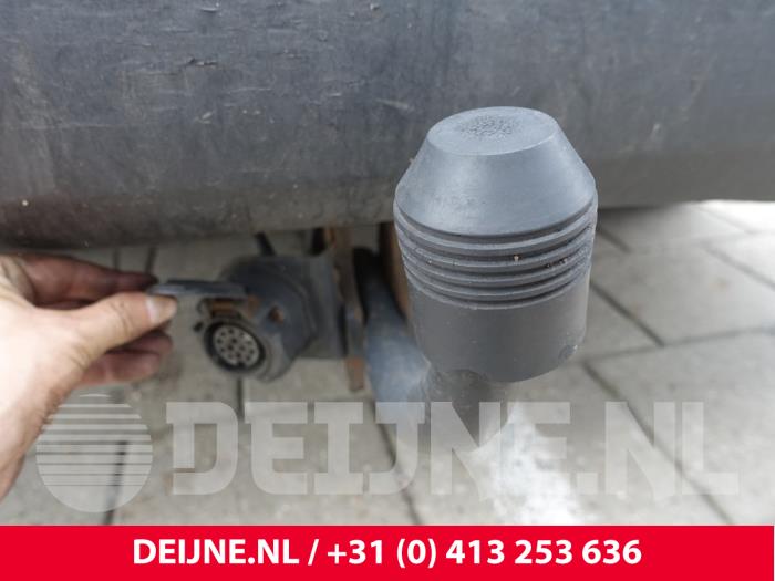 Hyundai H300 Anhängerkupplung O229257