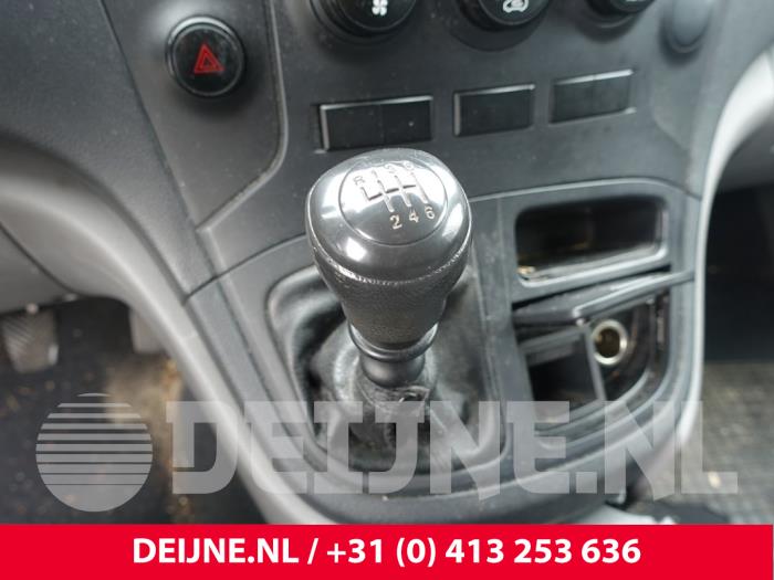 Hyundai H300 Gear stick O229260