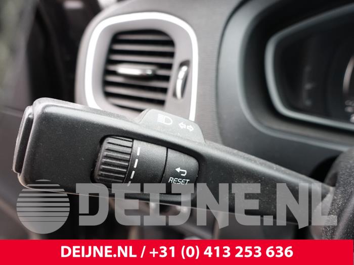 Volvo V40 Kombischalter Lenksäule O229311