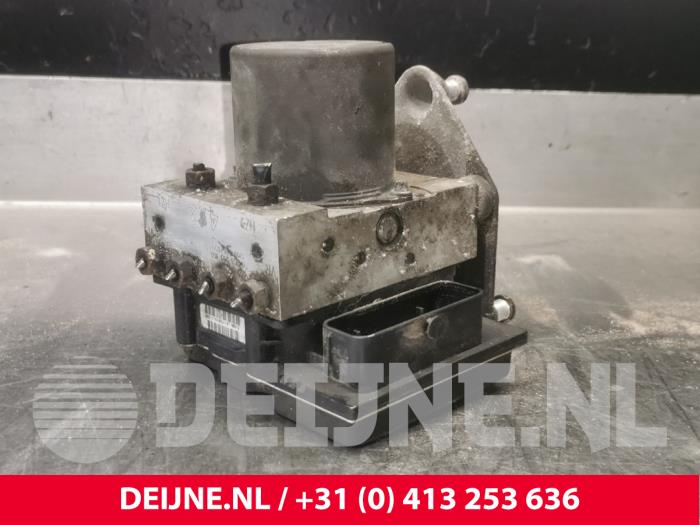 Gebruikte ABS Pomp Mercedes Vito (639.6) 3.0 122 CDI V6 24V Prijs € 151,25 Inclusief btw aangeboden door van Deijne Onderdelen Uden B.V.