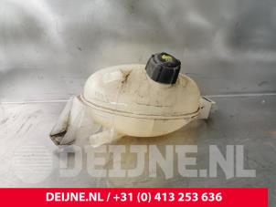 Renault Master Ausgleichsbehälter O229477 foto 3