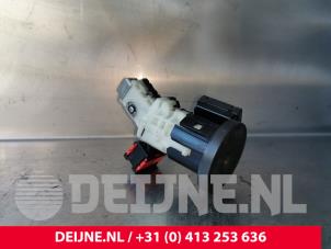 Renault Master Ignition lock + key O229482 photo 2