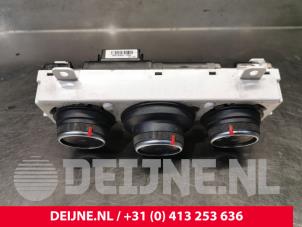 Renault Master Heater control panel O229517 photo 2