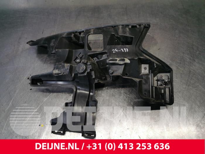 Volvo V40 Stoßstangenstütze links vorne O229528