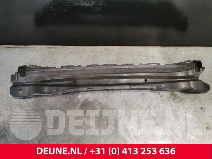 Volvo V60 Front bumper, central component O229531