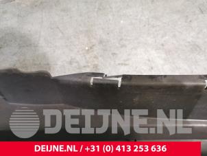 Volvo V60 Front bumper, central component O229531 photo 3