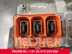 Volvo V60 Inverter O229525 foto 3