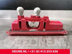 Renault Trafic Third brake light O229563 photo 2