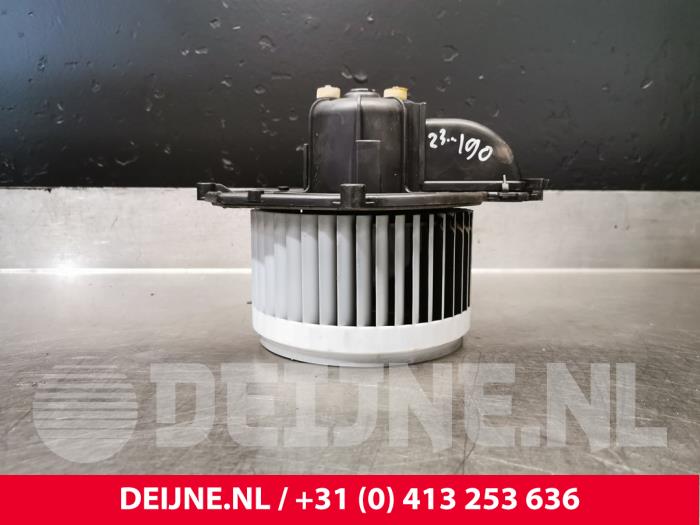 Citroen Berlingo Kachel Ventilatiemotor O229564