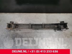 Gebruikte Bumperbalk voor Ford Transit 2.4 TDdi 16V Prijs € 151,25 Inclusief btw aangeboden door van Deijne Onderdelen Uden B.V.