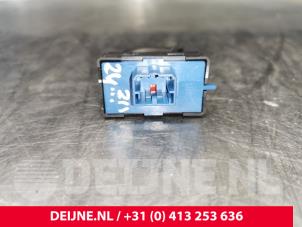 Fiat Doblo Elektrisch Raam Schakelaar O229681 foto 2