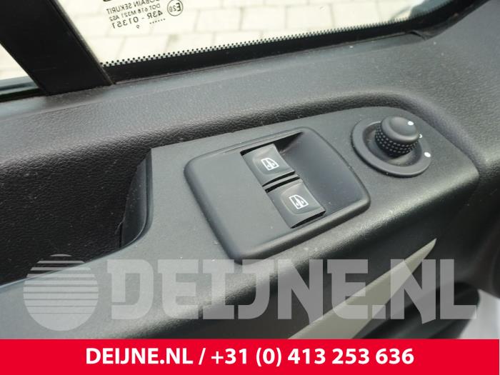 Renault Trafic Elektrisch Raam Schakelaar O229779