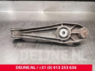 Porsche 911 Draagarm onder rechts-achter O229845 foto 2