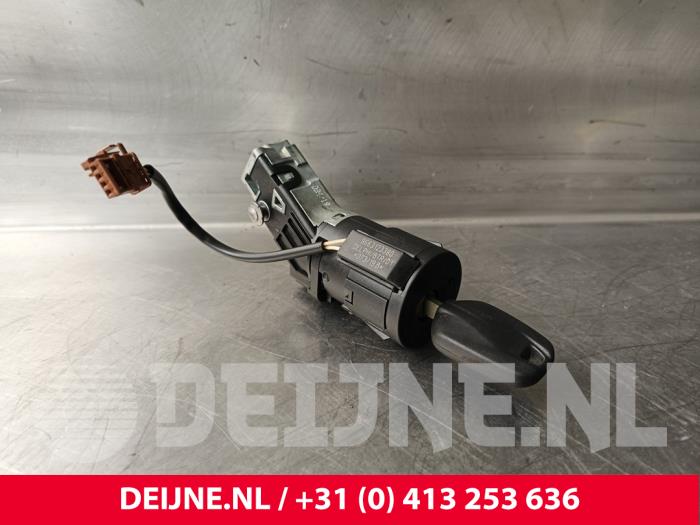 Citroen Berlingo Kontaktslot+Sleutel O229868