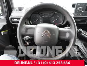 Citroen Berlingo Lenkrad O229888 foto 3