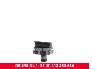 Volkswagen Caddy Elektrisch Raam Schakelaar O9990002326 foto 4