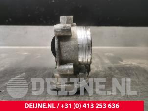 Volvo V70 Throttle body O229909 photo 2