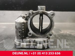 Volvo V70 Throttle body O229909 photo 3