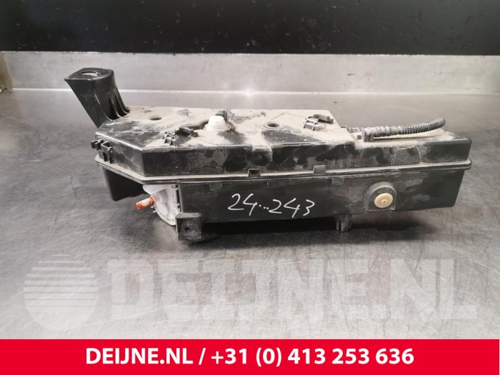 Citroen Berlingo Additatief tank O229938