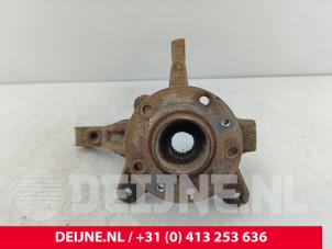 Renault Kangoo Achsschenkel links vorne O229977 foto 2