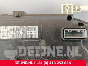 Renault Kangoo Odometer KM O229980 photo 3