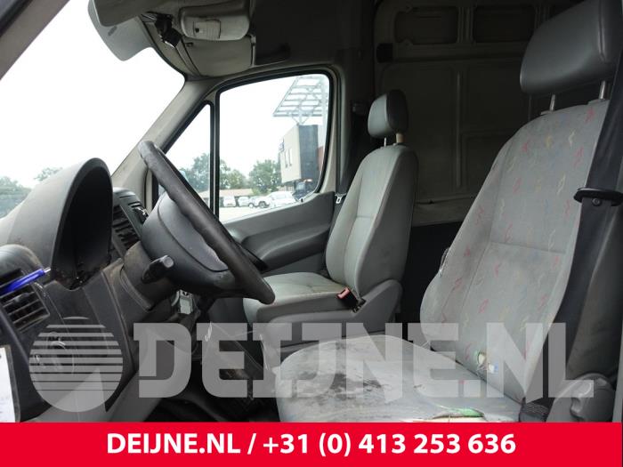 Volkswagen Crafter Stoel links O230145