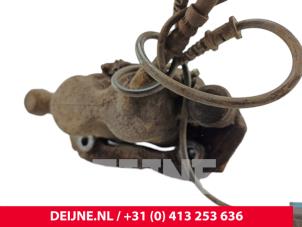 Volkswagen Crafter Remklauw (Tang) links-voor O230176 foto 3