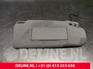 Gebruikte Zonneklep Volvo C30 (EK/MK) 2.0 D 16V Prijs € 25,00 Margeregeling aangeboden door van Deijne Onderdelen Uden B.V.