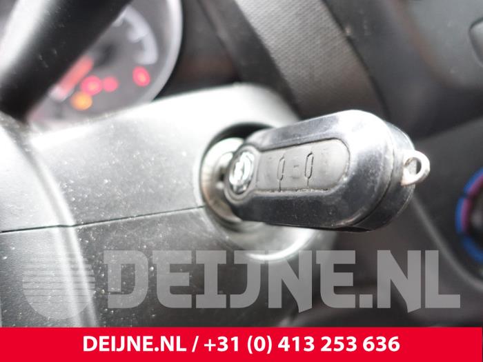 Opel Combo Kontaktslot+Sleutel O230313