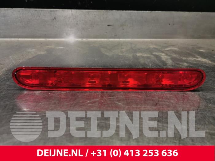 Peugeot Expert Extra Remlicht midden O230499