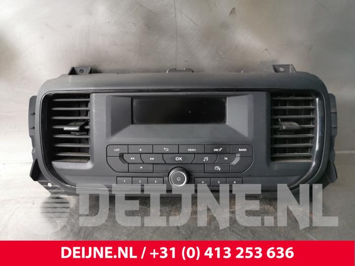 Peugeot Expert Radio O230543